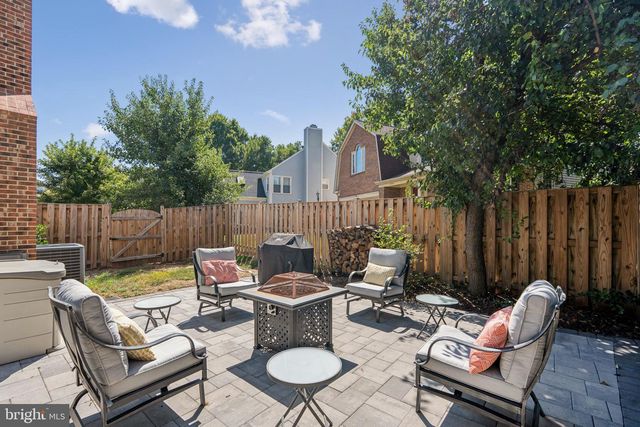 14708 STONE CREEK CT, Centreville, VA 20120
