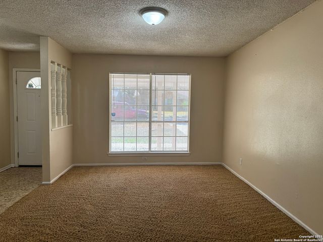 6919 MOON LAKE DR, San Antonio, TX 78244