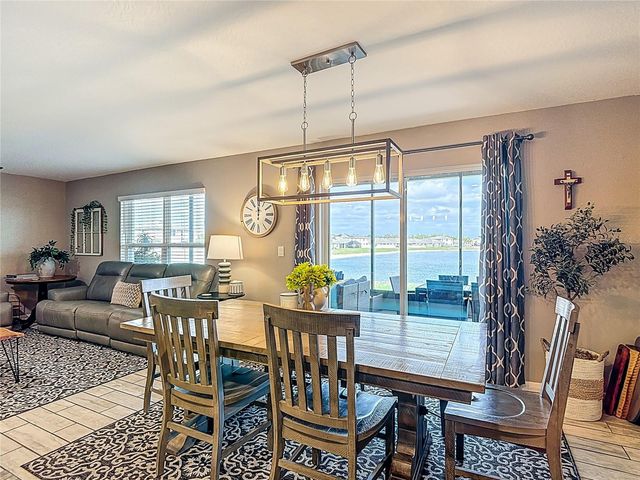 38287 SONNET LANDING AVENUE, Zephyrhills, FL 33540