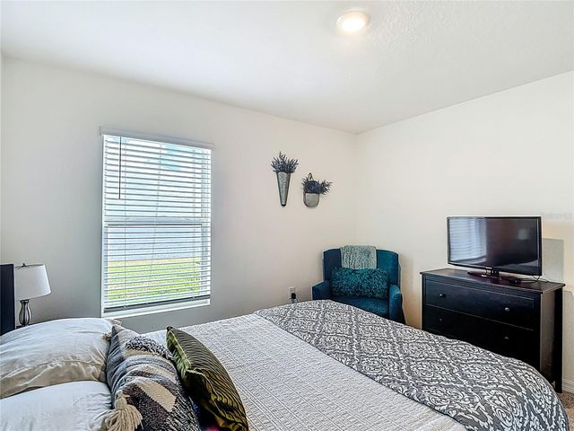 38287 SONNET LANDING AVENUE, Zephyrhills, FL 33540