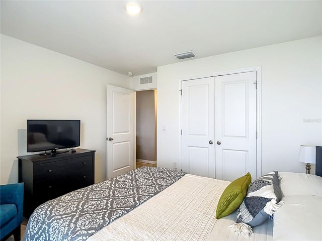 38287 SONNET LANDING AVENUE, Zephyrhills, FL 33540