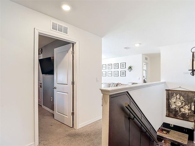 38287 SONNET LANDING AVENUE, Zephyrhills, FL 33540