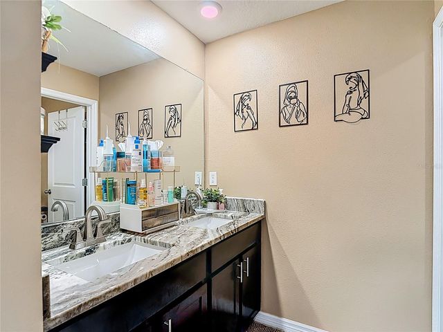 38287 SONNET LANDING AVENUE, Zephyrhills, FL 33540