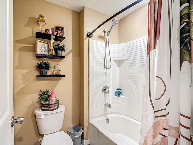 38287 SONNET LANDING AVENUE, Zephyrhills, FL 33540