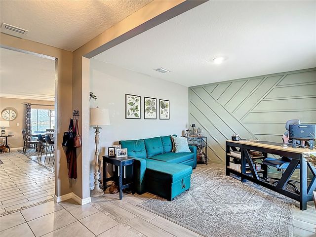 38287 SONNET LANDING AVENUE, Zephyrhills, FL 33540