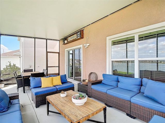 38287 SONNET LANDING AVENUE, Zephyrhills, FL 33540