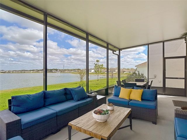 38287 SONNET LANDING AVENUE, Zephyrhills, FL 33540