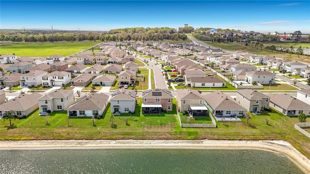 38287 SONNET LANDING AVENUE, Zephyrhills, FL 33540