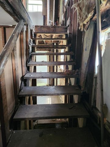 627 Tennessee Street, Gary, IN 46402