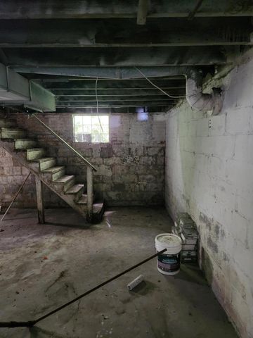 627 Tennessee Street, Gary, IN 46402