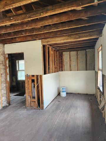 627 Tennessee Street, Gary, IN 46402