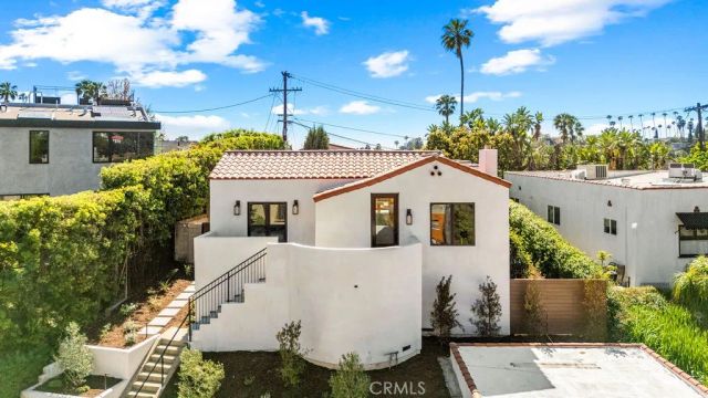 1565 Murray, Los Angeles, CA 90026