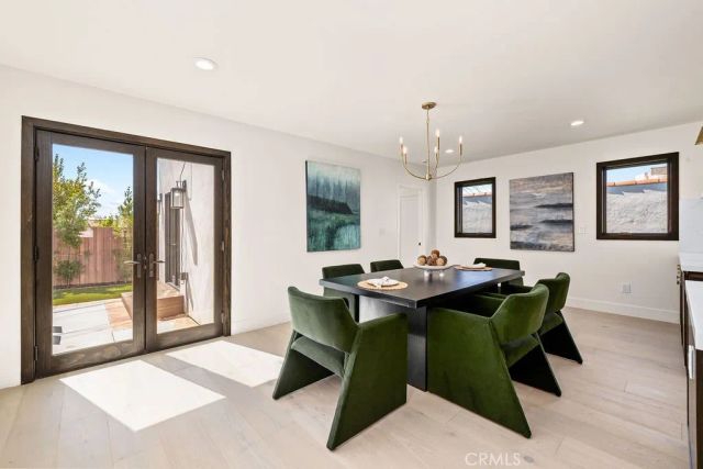 1565 Murray, Los Angeles, CA 90026