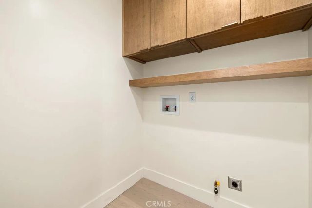 1565 Murray, Los Angeles, CA 90026