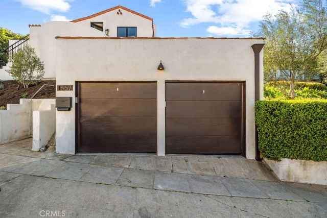 1565 Murray, Los Angeles, CA 90026