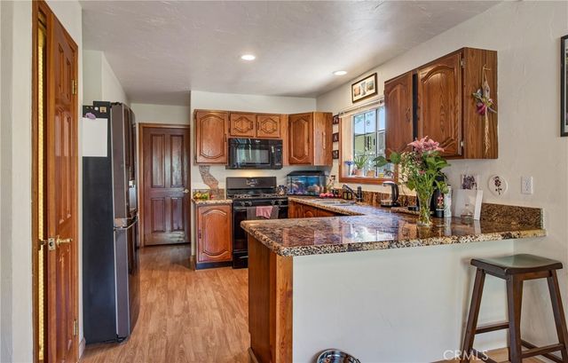 30949 Wild Oak, Running Springs, CA 92382