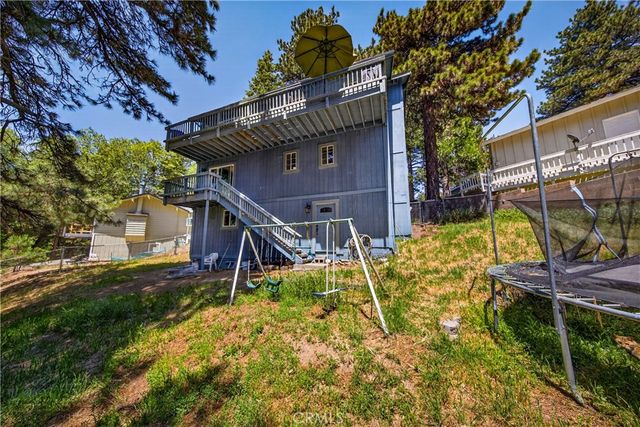 30949 Wild Oak, Running Springs, CA 92382