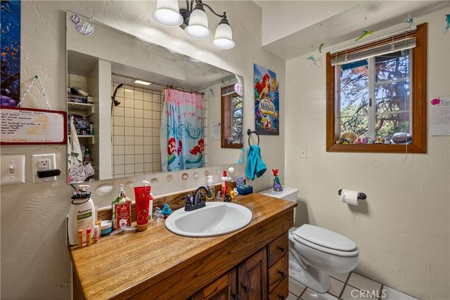 30949 Wild Oak, Running Springs, CA 92382