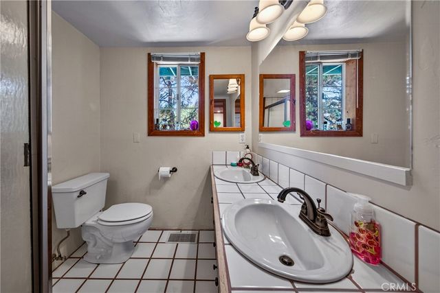 30949 Wild Oak, Running Springs, CA 92382