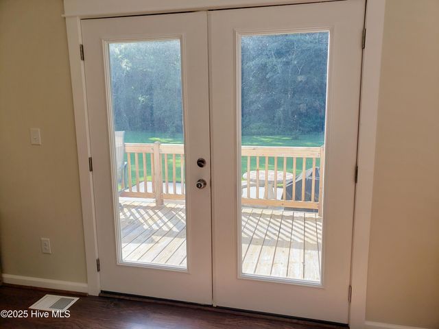 6447 James B White Highway S, Whiteville, NC 28472