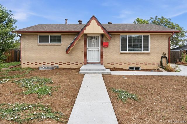 6978 Kidder Drive, Denver, CO 80221