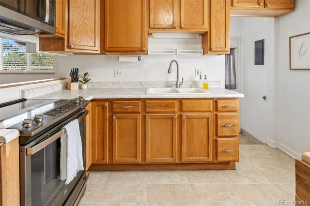 6978 Kidder Drive, Denver, CO 80221