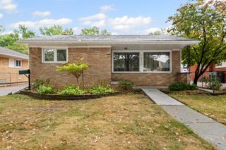 24608 Ursuline Street, Saint Clair Shores, MI 48080