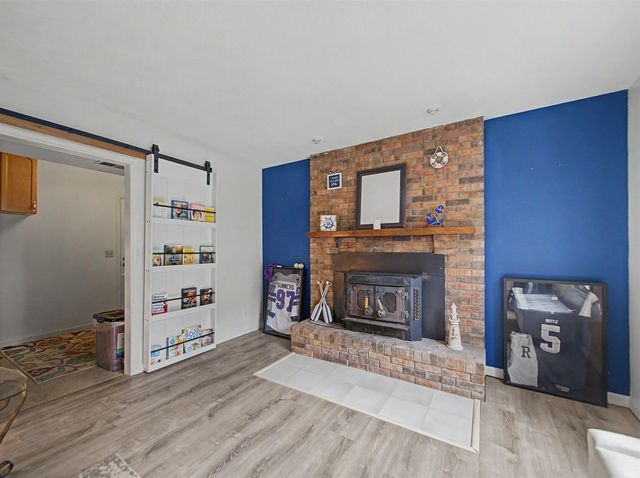 1200 S Helfrich Avenue, Evansville, IN 47712