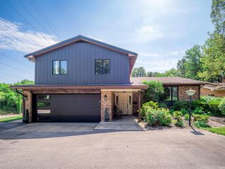 1200 S Helfrich Avenue, Evansville, IN 47712
