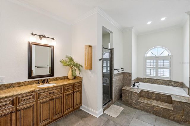 6358 OAK SHORE DRIVE, St Cloud, FL 34771