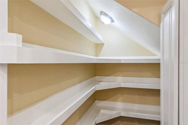 6358 OAK SHORE DRIVE, St Cloud, FL 34771