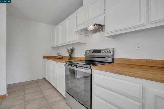 351 Filbert Ct, Oakley, CA 94561