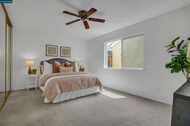 351 Filbert Ct, Oakley, CA 94561