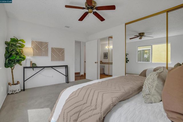 351 Filbert Ct, Oakley, CA 94561
