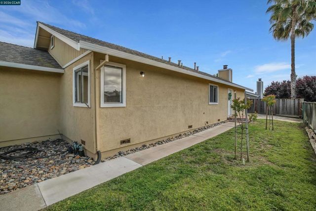 351 Filbert Ct, Oakley, CA 94561