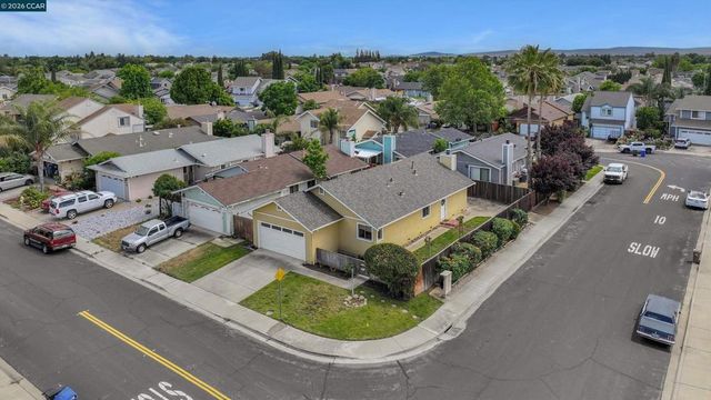 351 Filbert Ct, Oakley, CA 94561