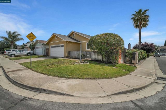 351 Filbert Ct, Oakley, CA 94561