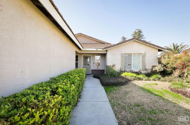 5415 Benevento Court, Bakersfield, CA 93308