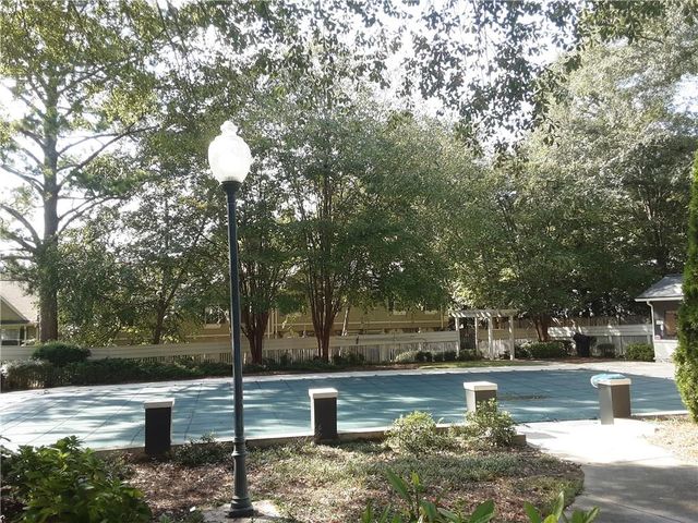 6900 Roswell Road O3, Atlanta, GA 30328