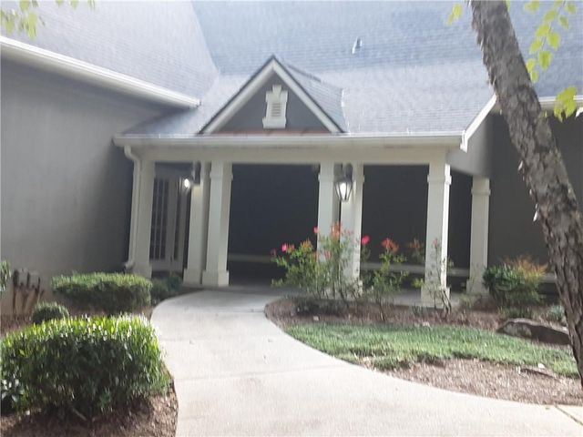 6900 Roswell Road O3, Atlanta, GA 30328