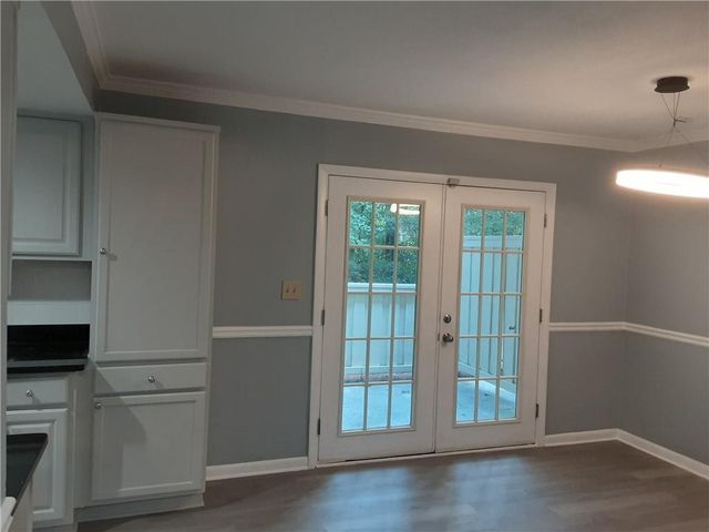 6900 Roswell Road O3, Atlanta, GA 30328