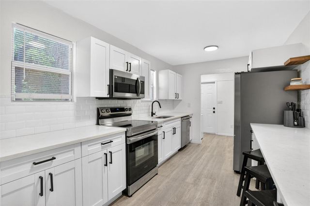 1717 18TH STREET S, St Petersburg, FL 33712