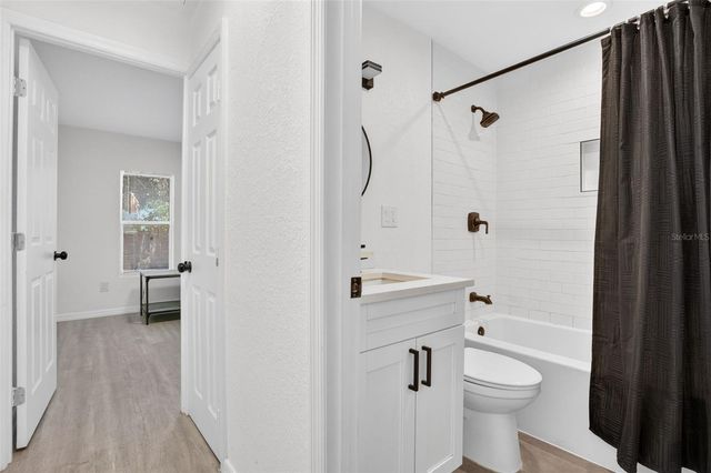 1717 18TH STREET S, St Petersburg, FL 33712