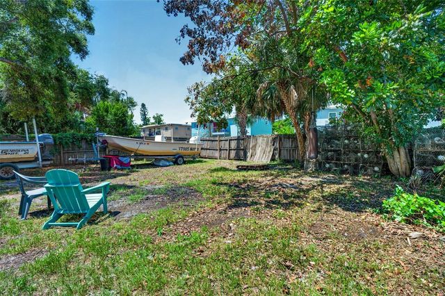 1717 18TH STREET S, St Petersburg, FL 33712