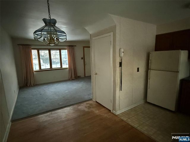 757 Florence Place, Cliffside Park, NJ 07010