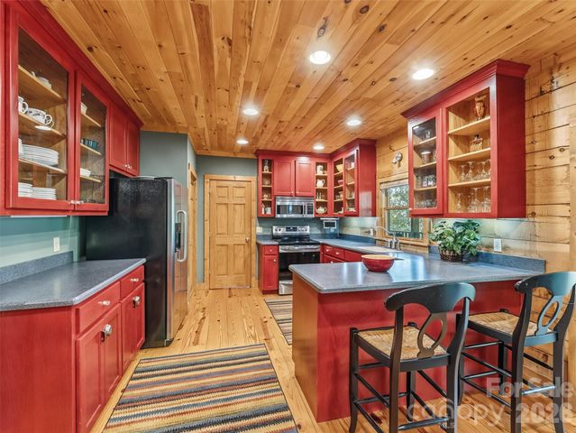 167 Mountain Vista Drive, Saluda, NC 28773