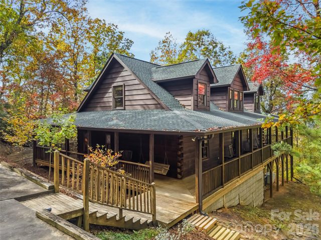 167 Mountain Vista Drive, Saluda, NC 28773