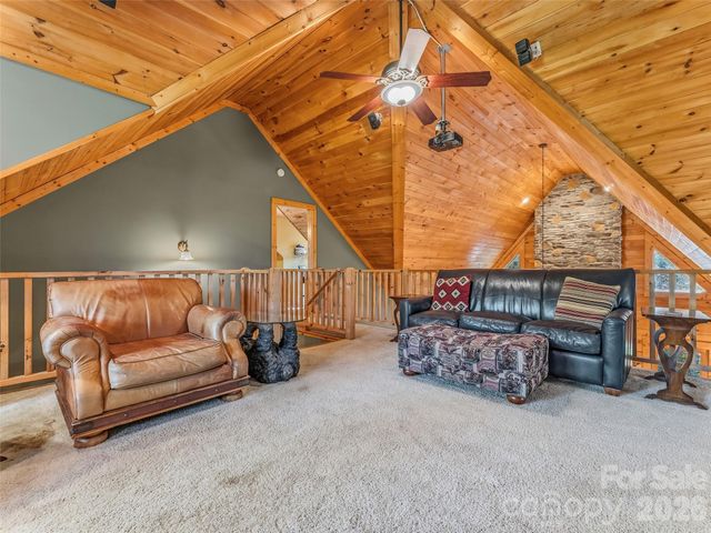 167 Mountain Vista Drive, Saluda, NC 28773