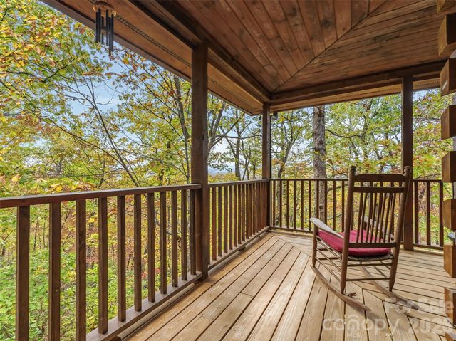 167 Mountain Vista Drive, Saluda, NC 28773