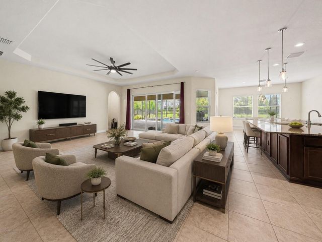 17823 DAISY FARM DRIVE, Lutz, FL 33559